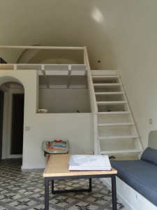 sunhaus-santorini-split-level14