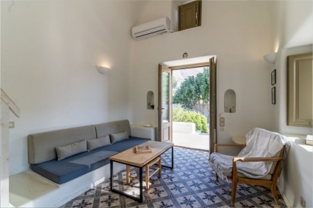sunhaus_santorini_split_apartment_10