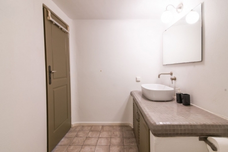 sunhaus_santorini_split_apartment_4