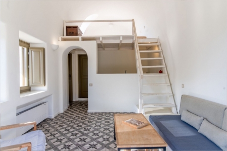 sunhaus_santorini_split_apartment_9